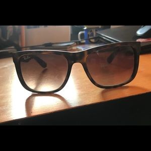 Authentic Ray Ban RB4165 Justin Sunglasses - Mens